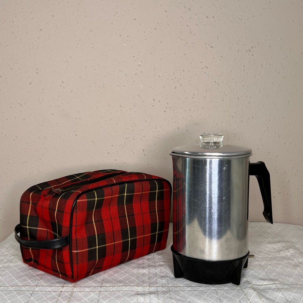 Vintage Keefe Mfg Electric Coffee Pot Detachable Cord ~ Works
